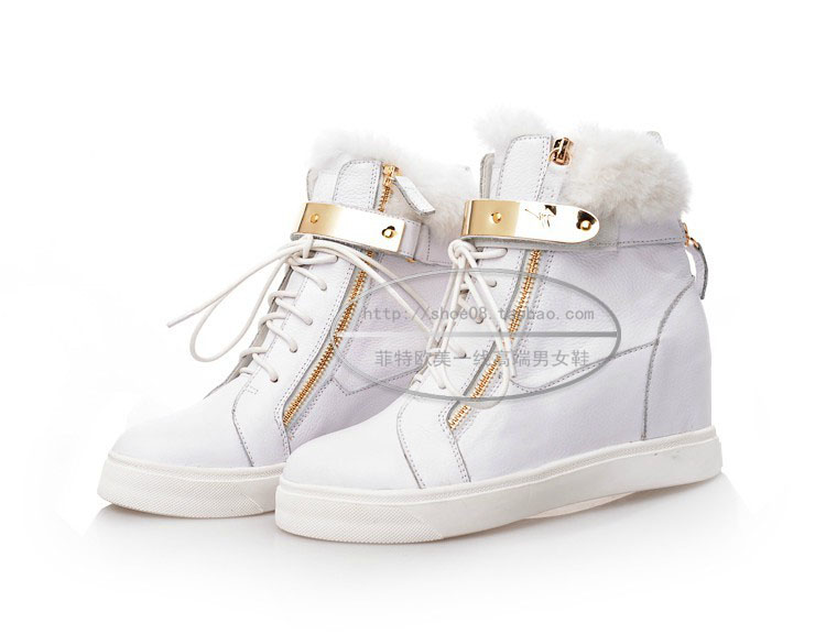 Giuseppe Zanotti зима