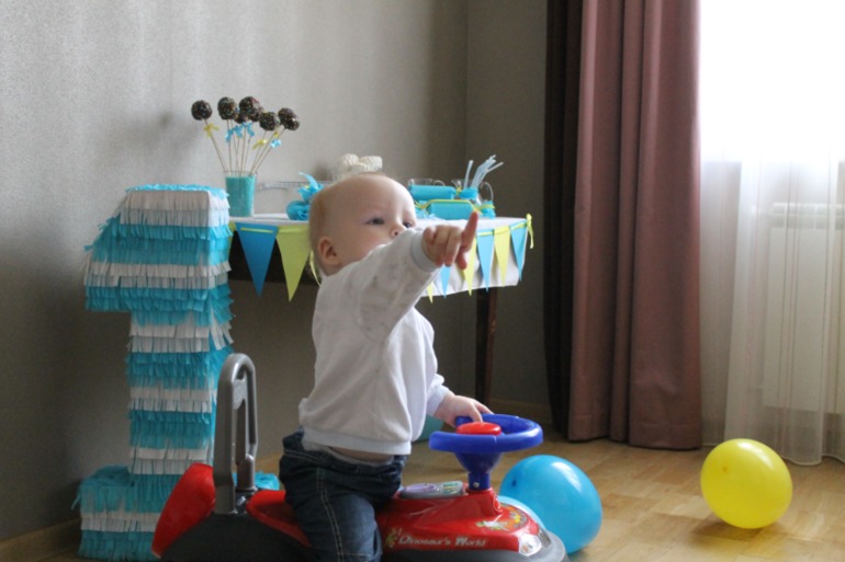 Денису 1 годик! Фотоотчет.