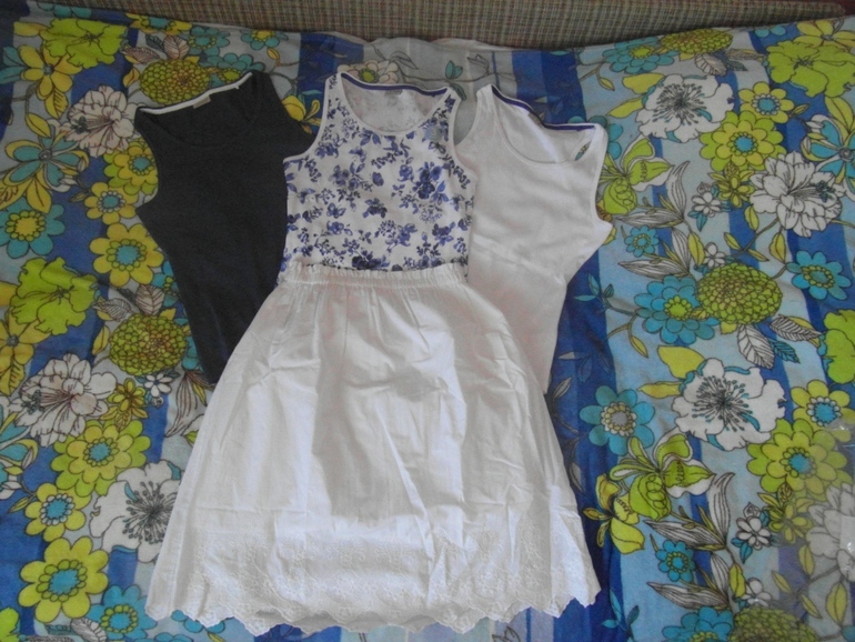 Юбка и майки НЕКСТ. Размер 15 лет(на наш 46-48)