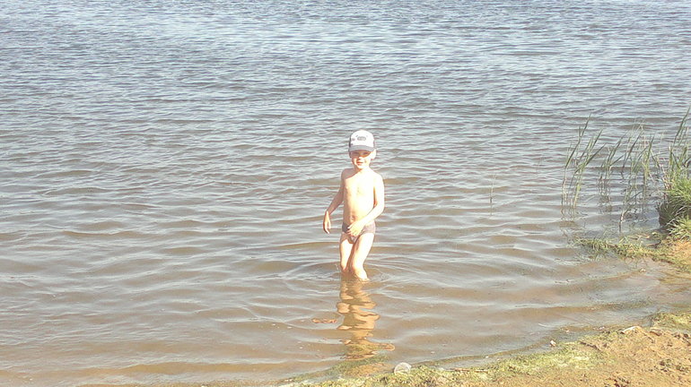 Открыли купальный сезон