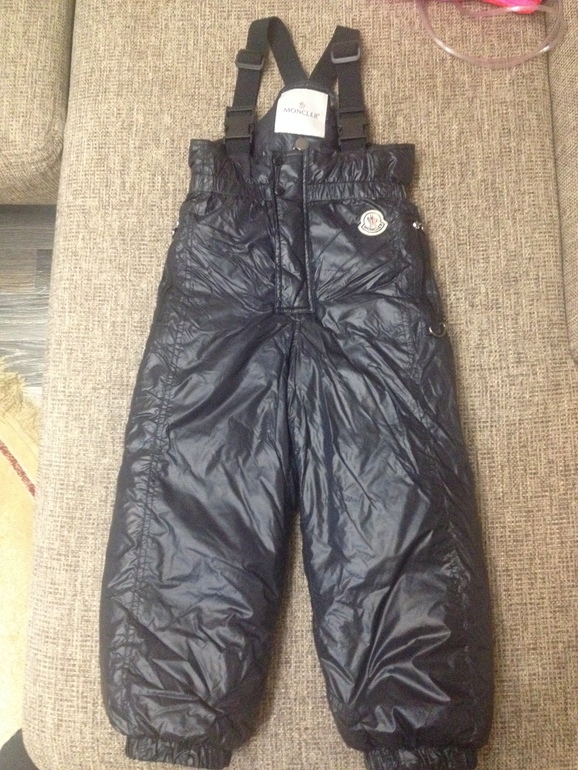 Moncler полукомбинезон размер 6
