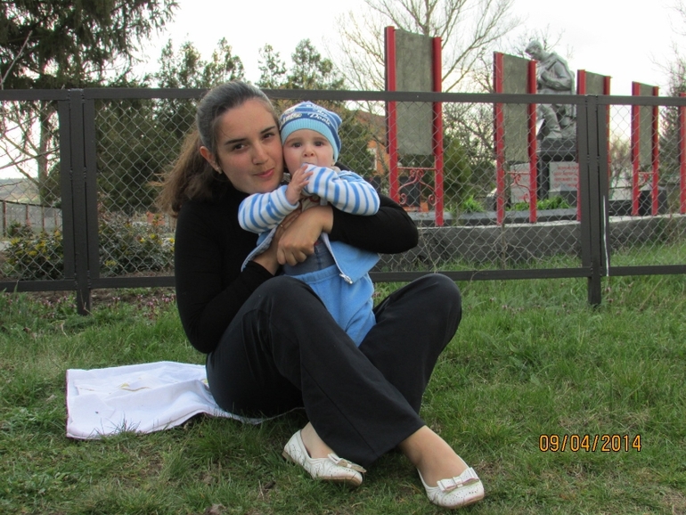 Наша прогулка сегодня...Маша 7 лет миша почти 8 месяцев ну и я