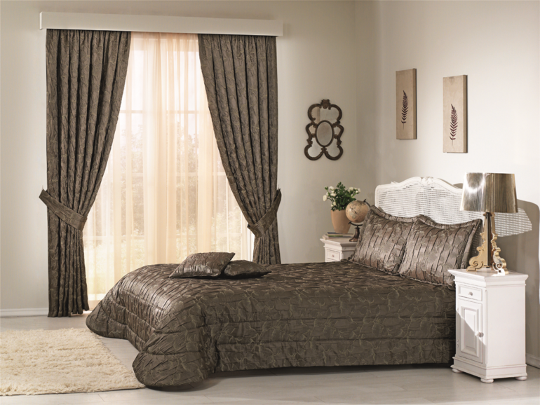 Шторы и покрывало T@C