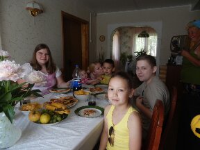 9 лет старшему сыну!!!