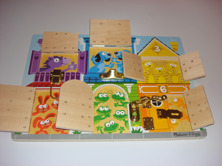 Задвижки, шнурочки и немного творчества