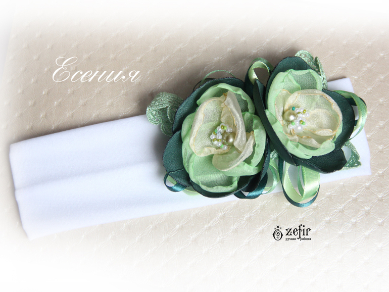 В  наличии. Новые от 23,04. Броши, ободки, повязки с  цветами  из ткани  ручной работы!
