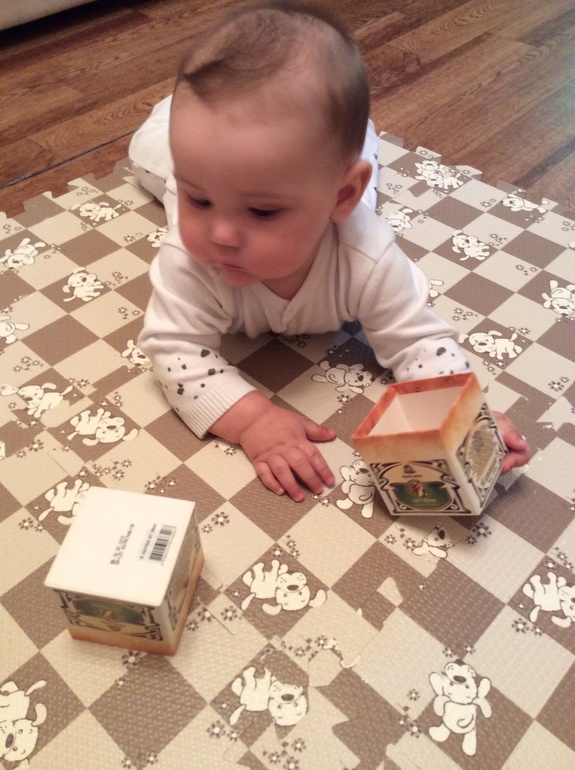 Один день из жизни Вани, 6 мес