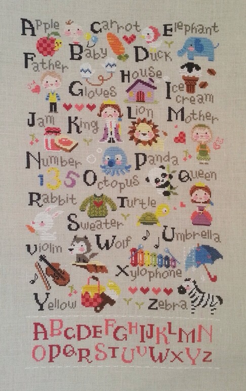 Мы шили- шили и дошили! А теперь показываем: вышитые алфавиты!