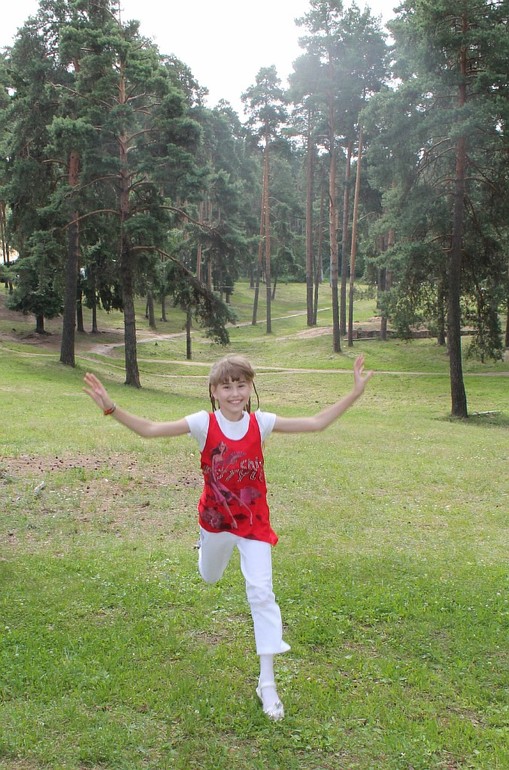Парк 02.07.14г. Девчонки зажигают. Лучшие подружки))
