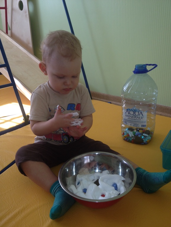 Рисуем, играем и обнимаемся