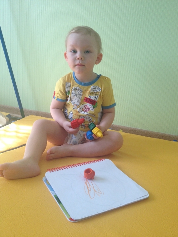 Наше рисование от 1г.4мес. до 2 лет