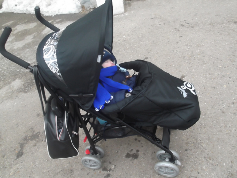 а мы идём шагаем по Казани))