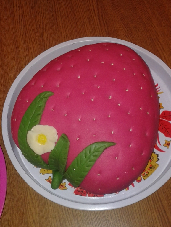 Мой первый мастичный торт!!!