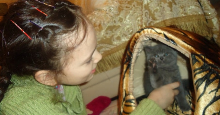 Анечка и Шуана!!! еще малявки.