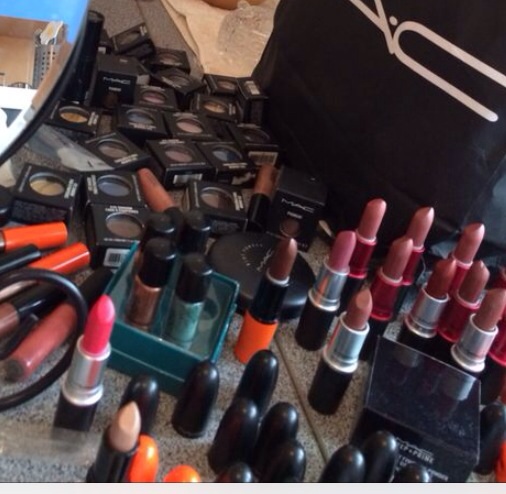 Как вам Цвет помады? ( от МАС)