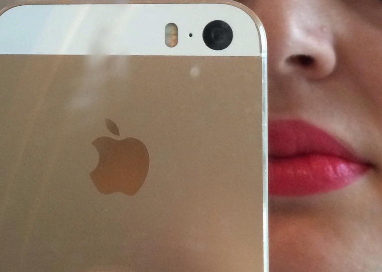 Как вам Цвет помады? ( от МАС)