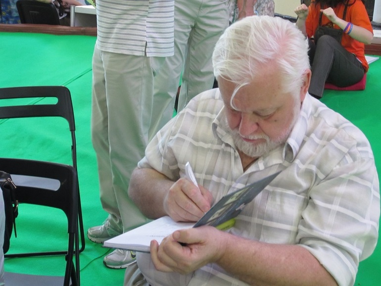 Книжный салон. День первый.