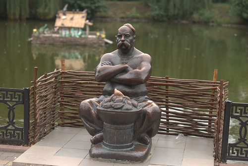 Со страниц любимых книг в бронзу и гранит - 10