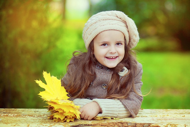 Еще не много осенних фоточек с маленькими куколками))