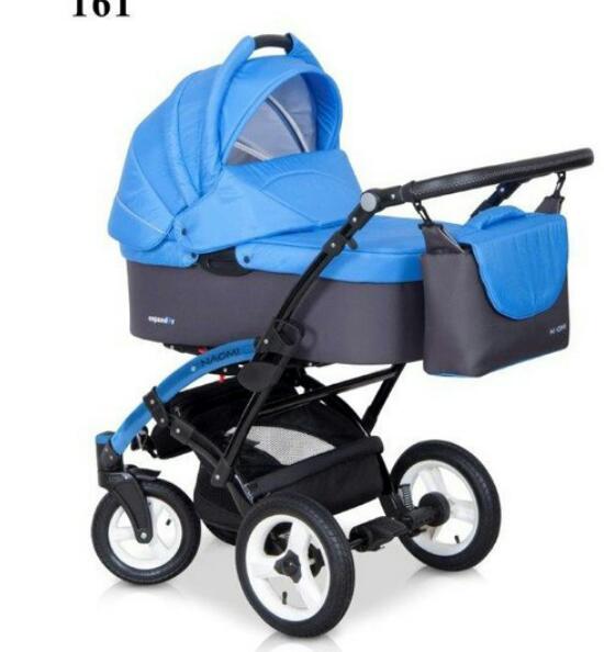 Такая колясочка есть у кого нибудь?